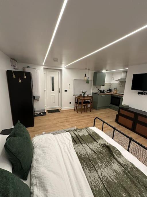 House Villa Watford  Dış mekan fotoğraf